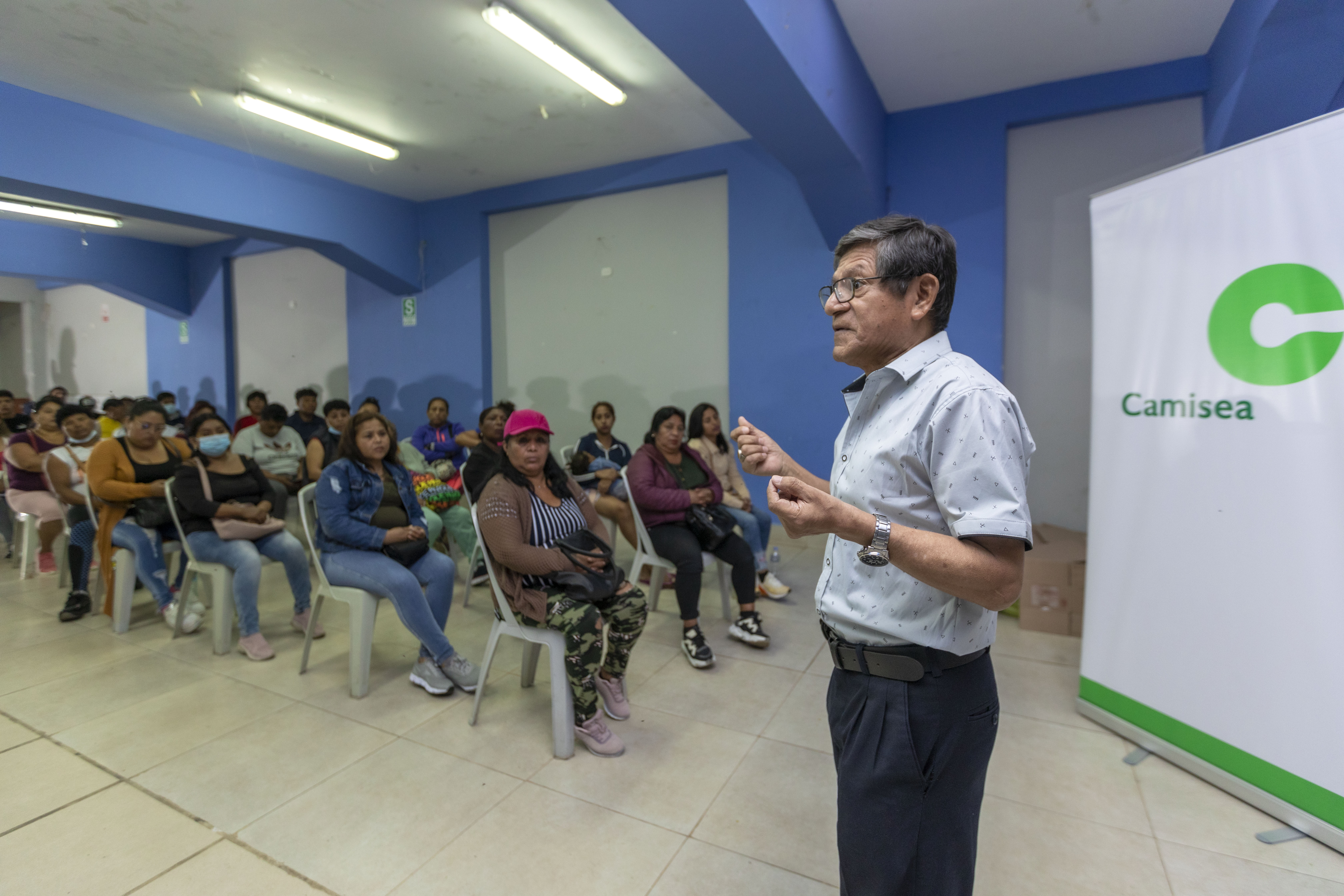 Pescadores y buzos participan en programa de capacitación de Camisea