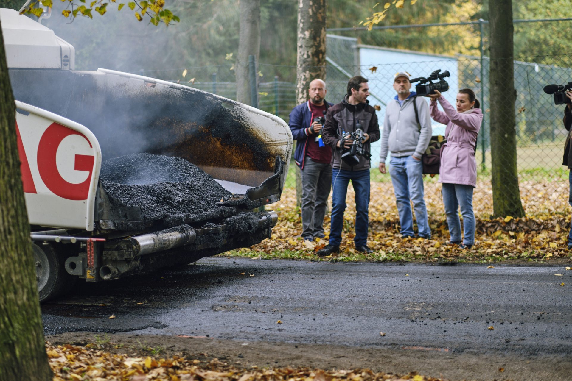Eslovaquia construye pistas con colillas de cigarrillos