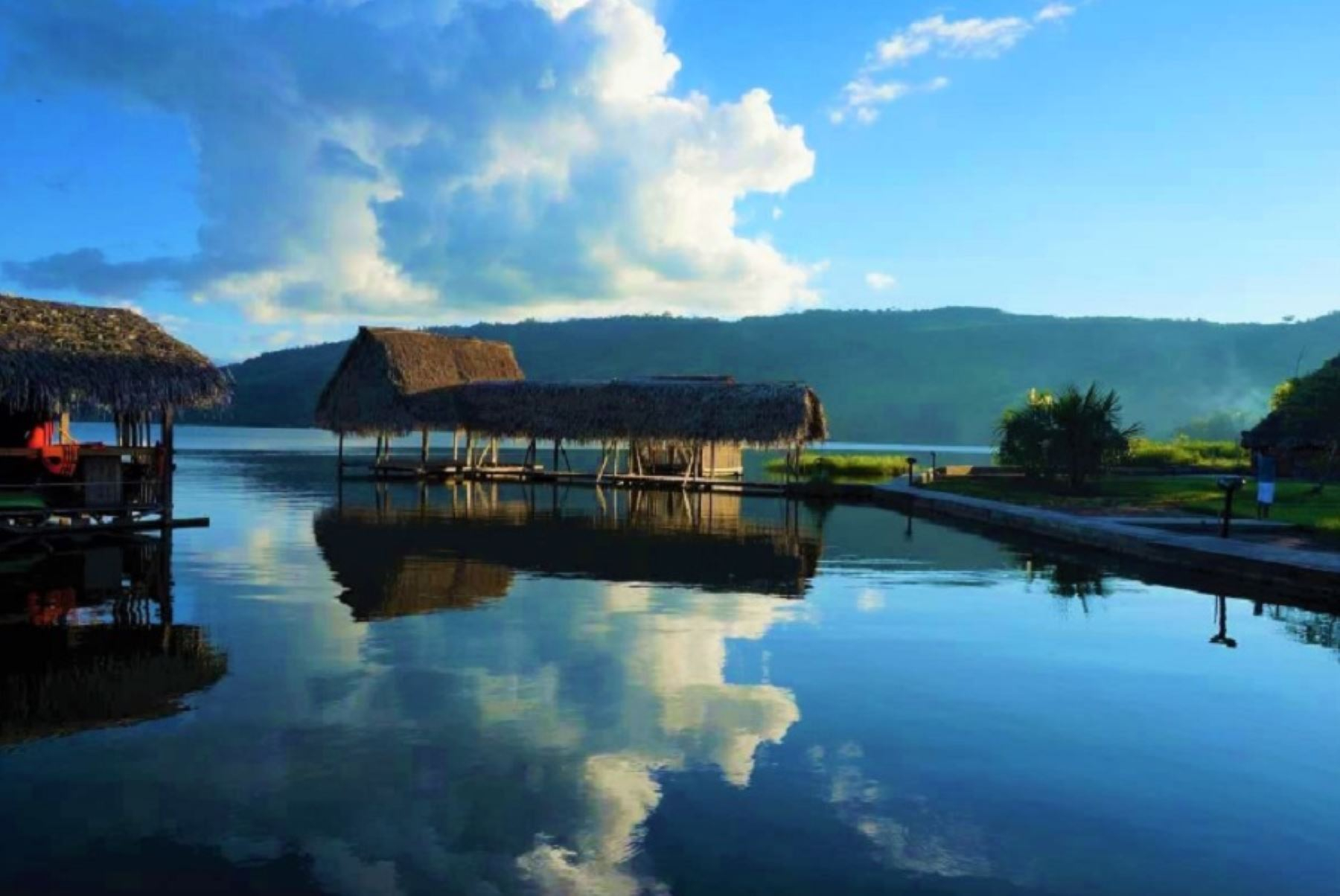 Amazonía peruana celebra el día de la “Laguna Azul”